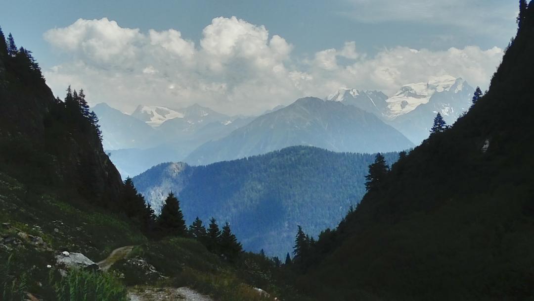 Lieu Secret Dans Les Alpes Suisses Villa Le Tretien Exterior photo